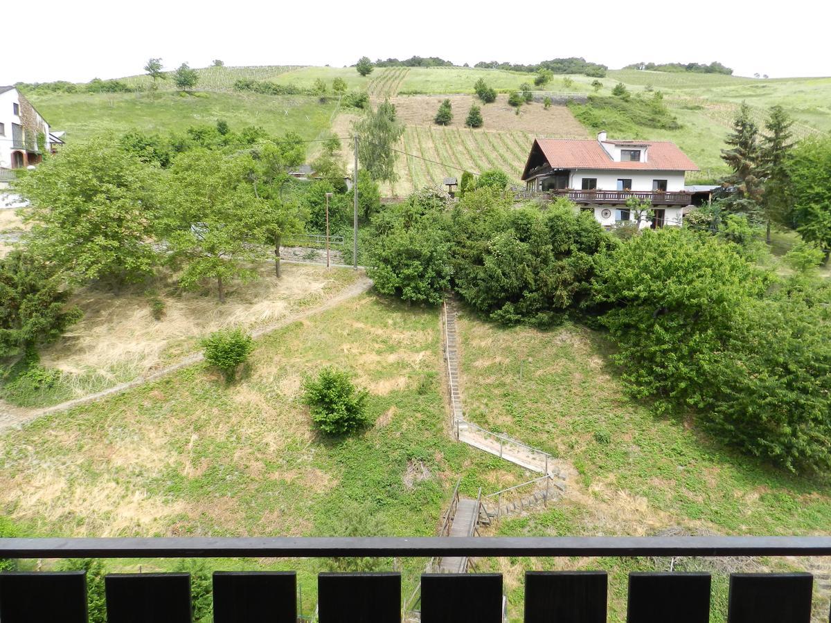 Weingut Stassen Hotel Oberheimbach